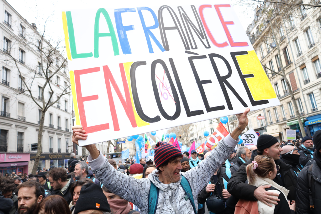 Retraites En France Le Conseil Constitutionnel Valide Lessentiel De