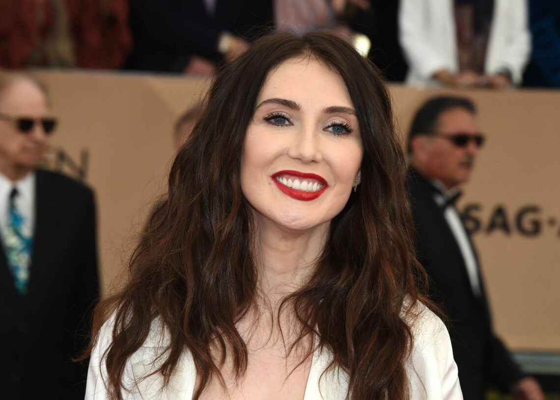 Lactrice Néerlandaise Carice Van Houten Arrêtée Lors Dune Action Pour Le Climat Tunisie Direct 