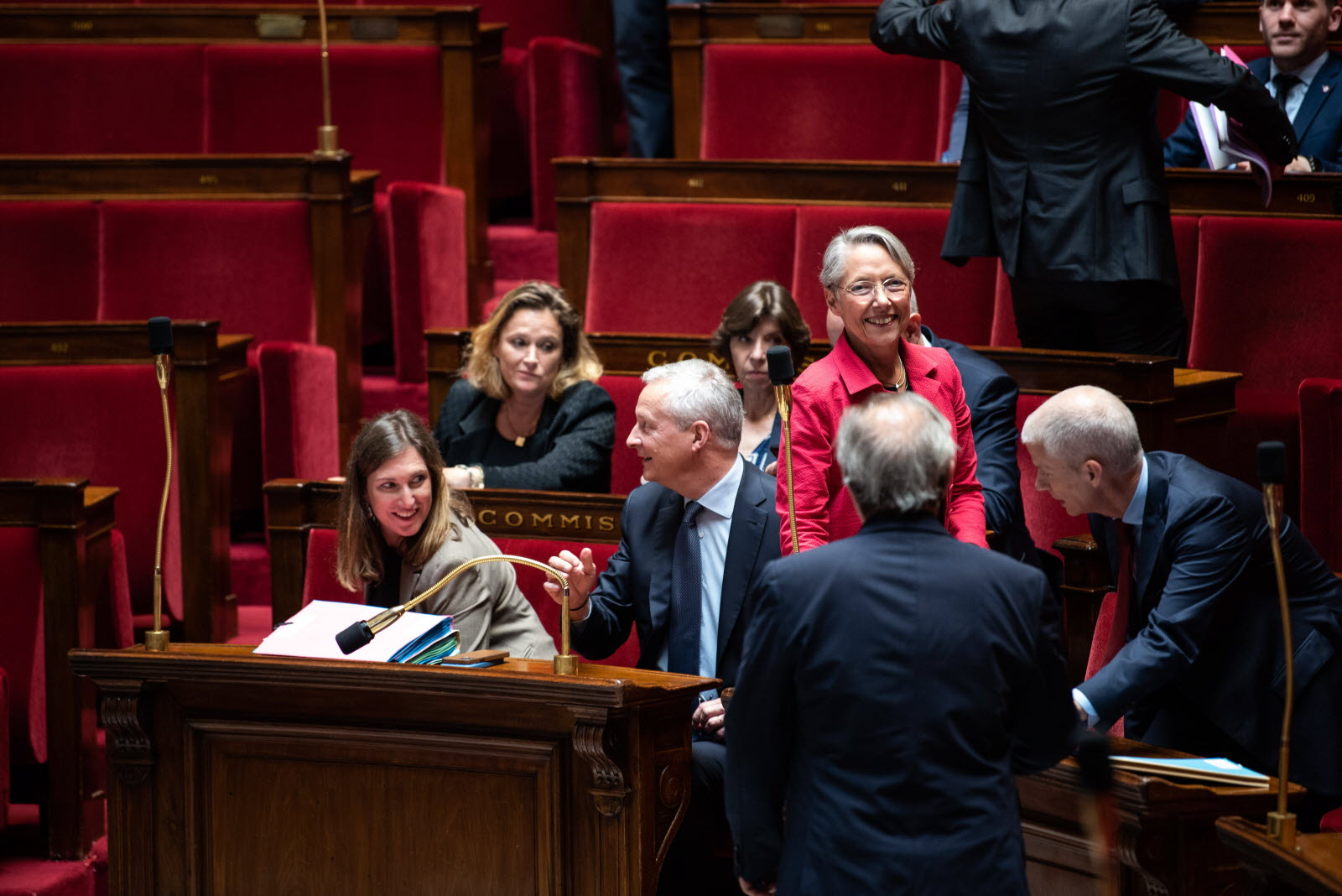 Retraites En France: Une 17e Motion De Censure Rejetée, Borne Tirée D ...